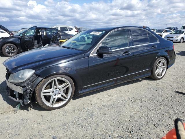 MERCEDES-BENZ C 300 4MAT 2013 black  gas WDDGF8AB1DR258319 photo #1