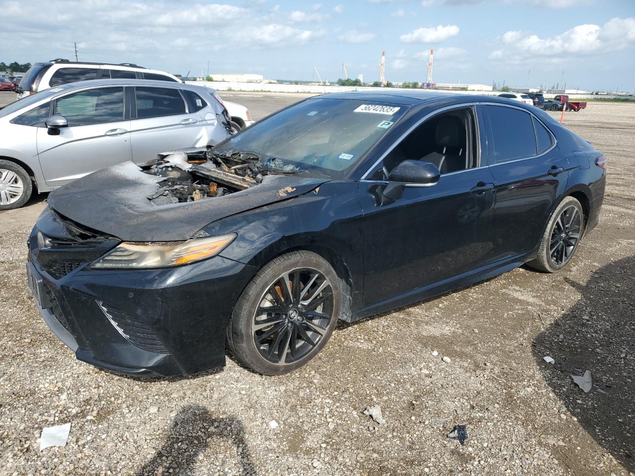 TOYOTA CAMRY XSE