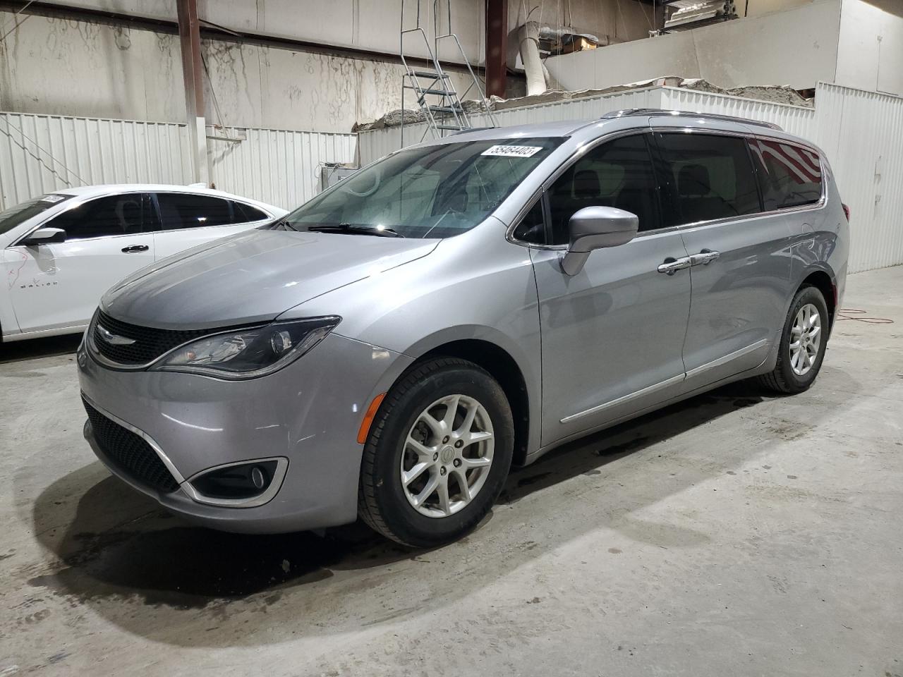 CHRYSLER PACIFICA TOURING L