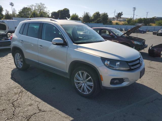 Vin: wvgbv7ax9cw520256, lot: 56239285, volkswagen tiguan s 20124