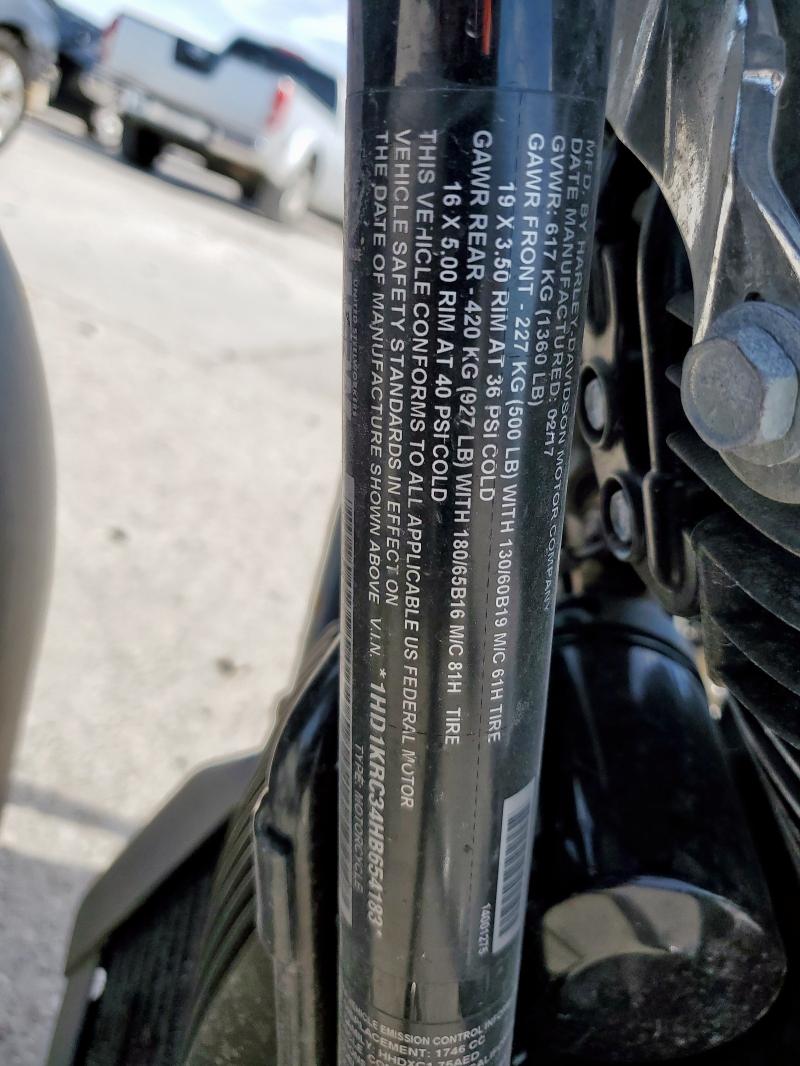 2017 HARLEY-DAVIDSON FLHXS STRE - 1HD1KRC34HB654183