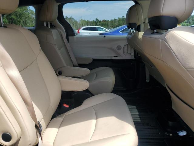 2022 TOYOTA SIENNA XLE 5TDJSKFC4NS056992