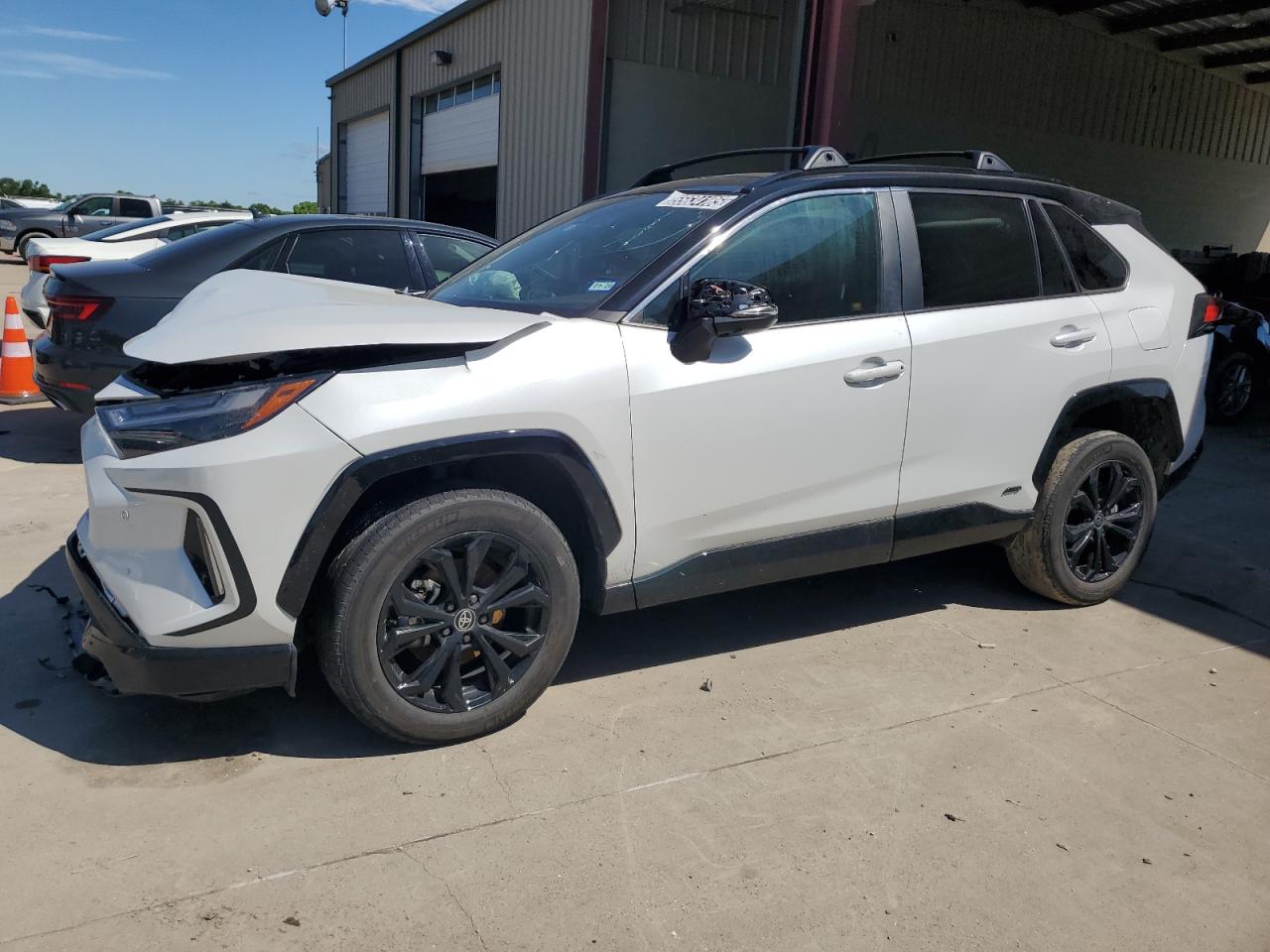 TOYOTA RAV4 XSE