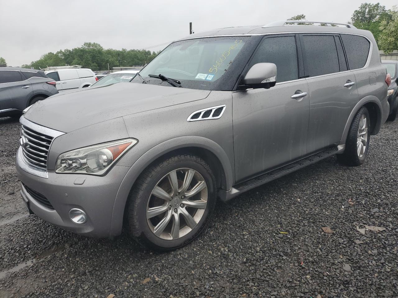 INFINITI QX56