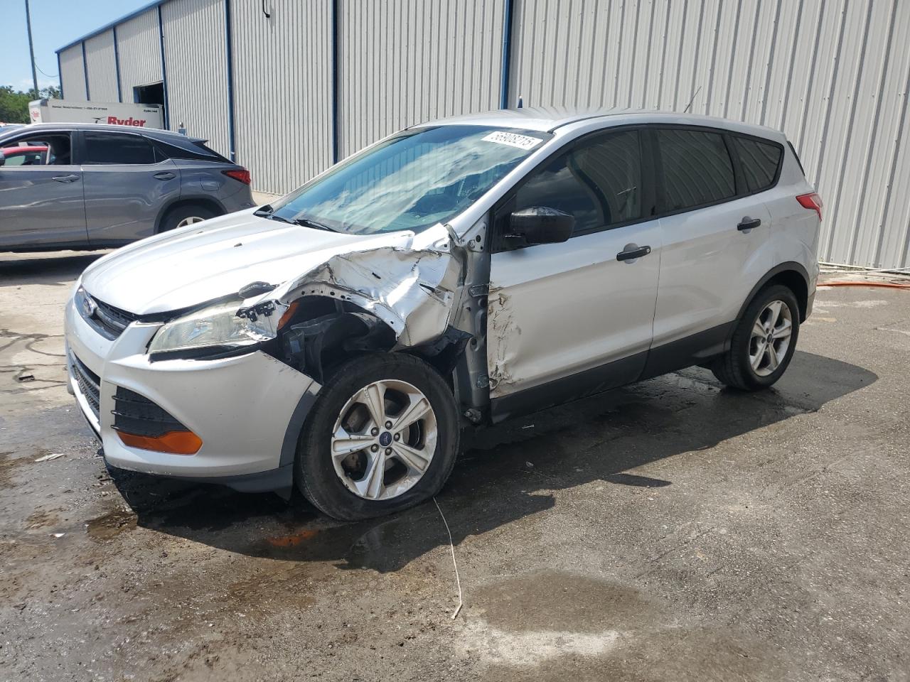  Salvage Ford Escape