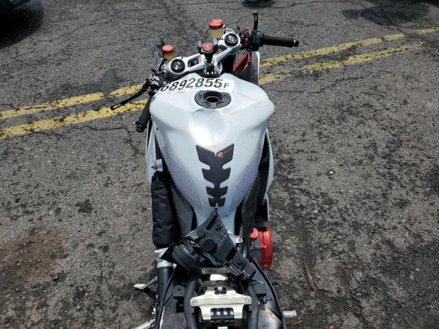 2021 DUCATI PANIGALE V ZDMHAATW8MB003118