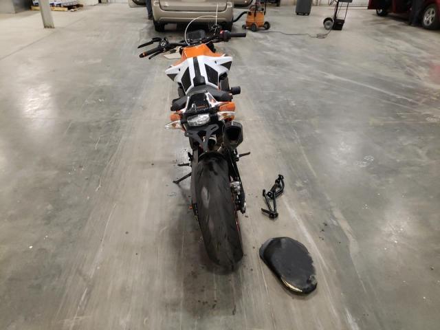2021 KTM 890 DUKE R VBKTU9406MM811380