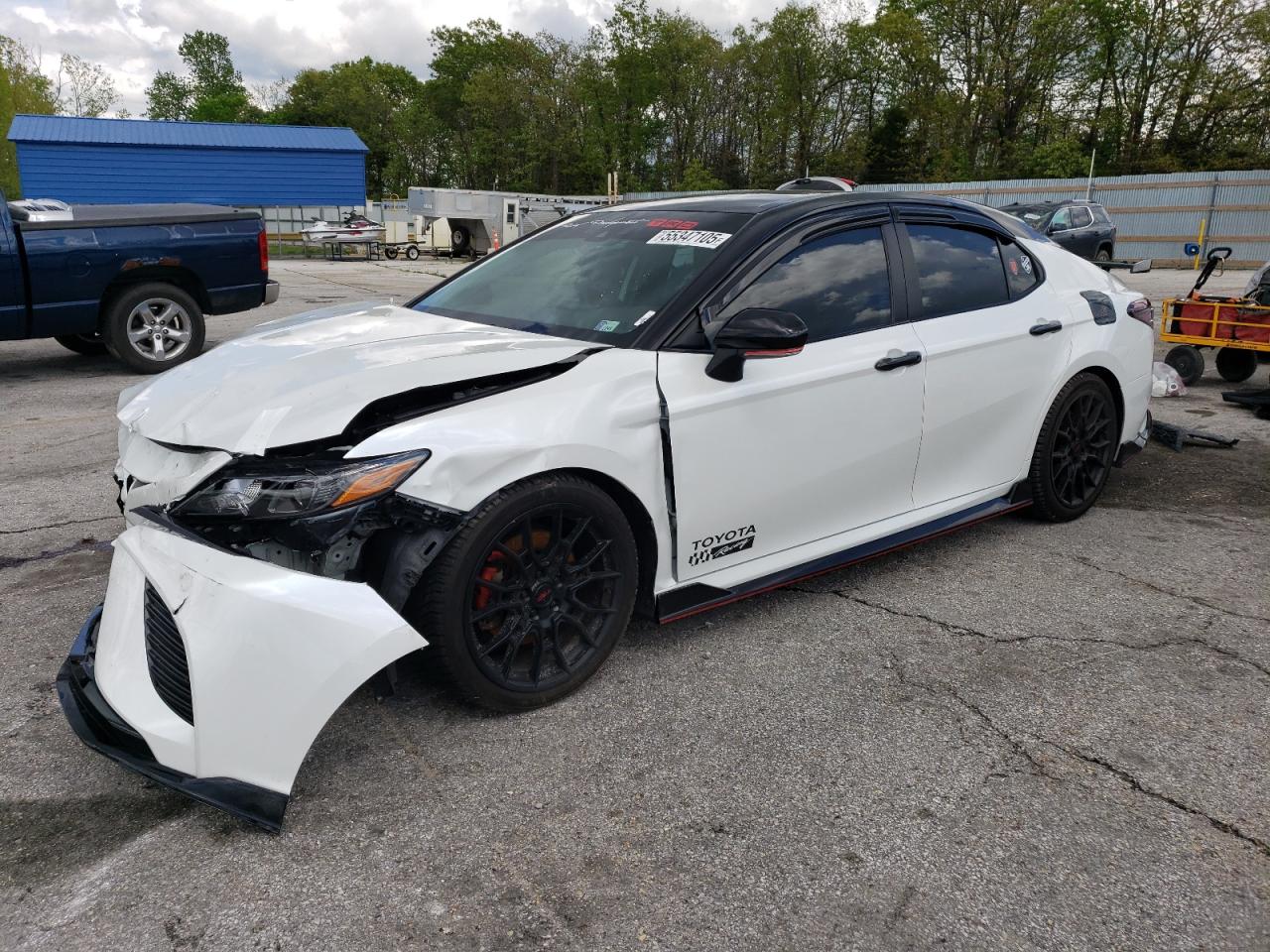 TOYOTA CAMRY TRD