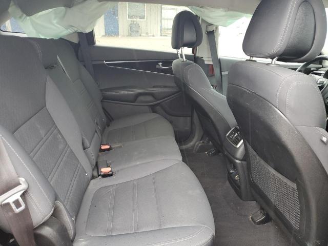2016 KIA SORENTO LX - 5XYPGDA52GG131320