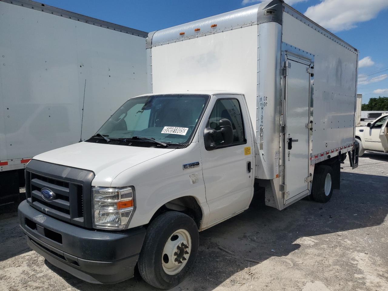 FORD ECONOLINE E350 SUPER DUTY CUTAWAY VAN