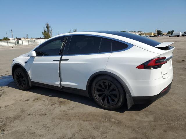 Vin: 5yjxcae21jf104196, lot: 57329715, tesla model x 20182