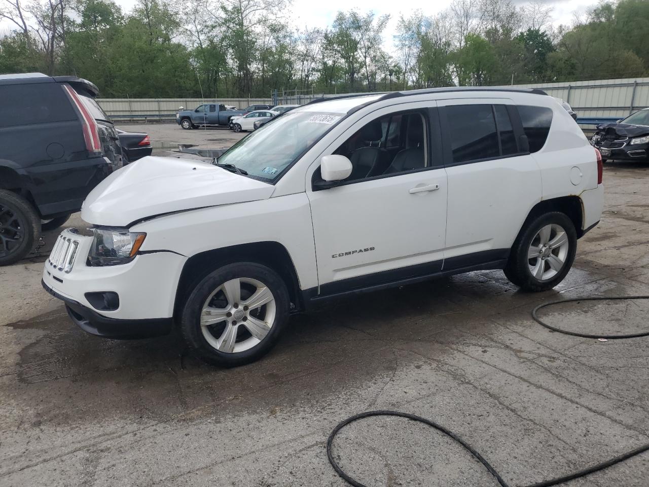  Salvage Jeep Compass