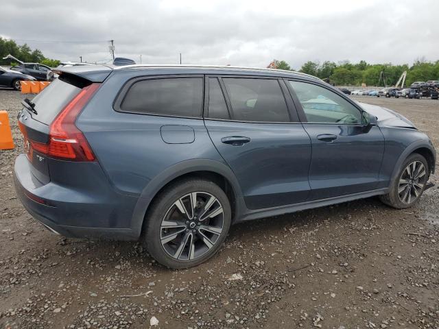 Vin: yv4102wk5n2093177, lot: 57644385, volvo v60 t5 momentum 20223