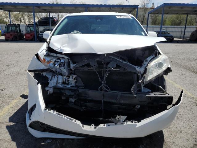 2018 TOYOTA SIENNA LE 5TDKZ3DC4JS920443