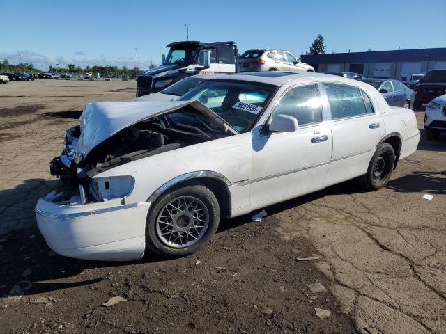 LINCOLN TOWN CAR S