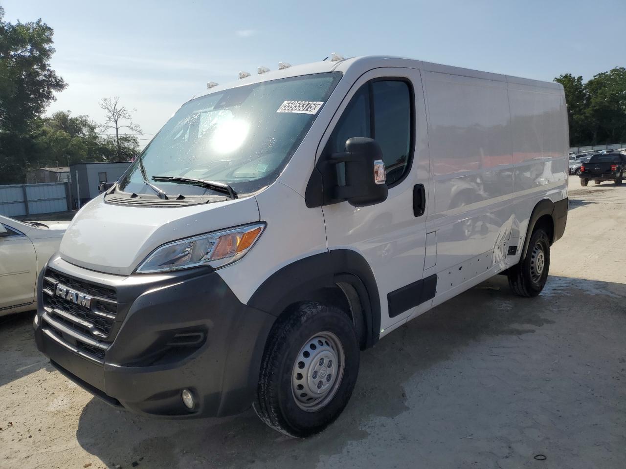 RAM PROMASTER 2500 STANDARD