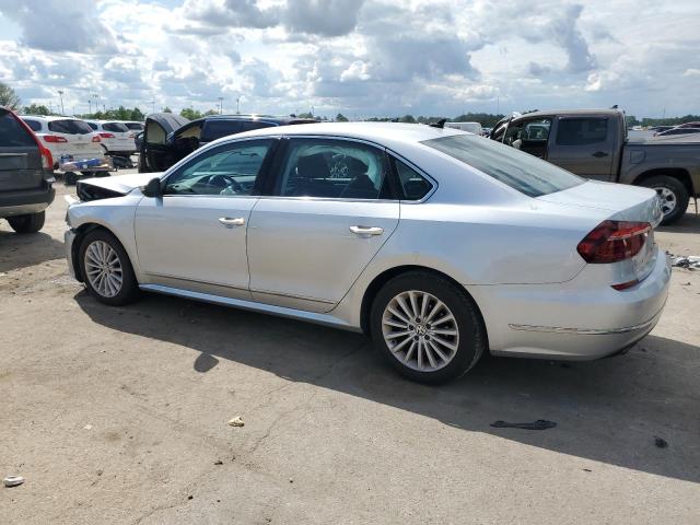 2017 VOLKSWAGEN PASSAT SE 1VWBT7A39HC046175