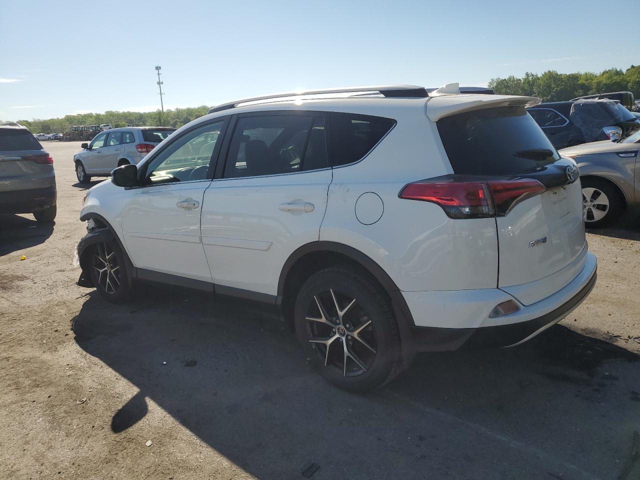 TOYOTA RAV4 SE