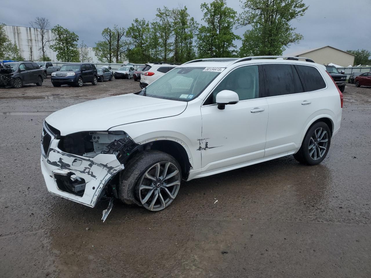 VOLVO XC90 T6 MOMENTUM