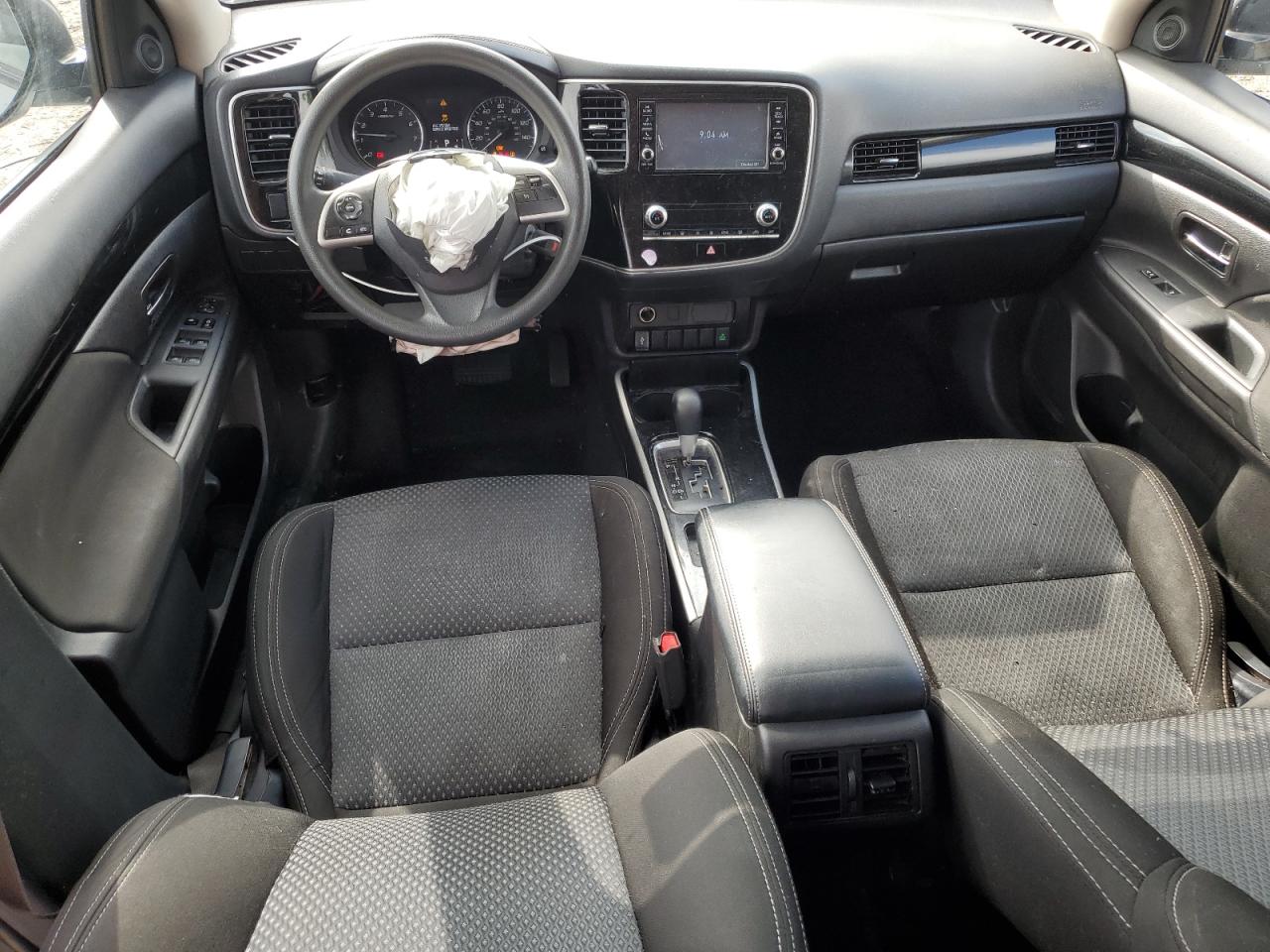 MITSUBISHI OUTLANDER ES