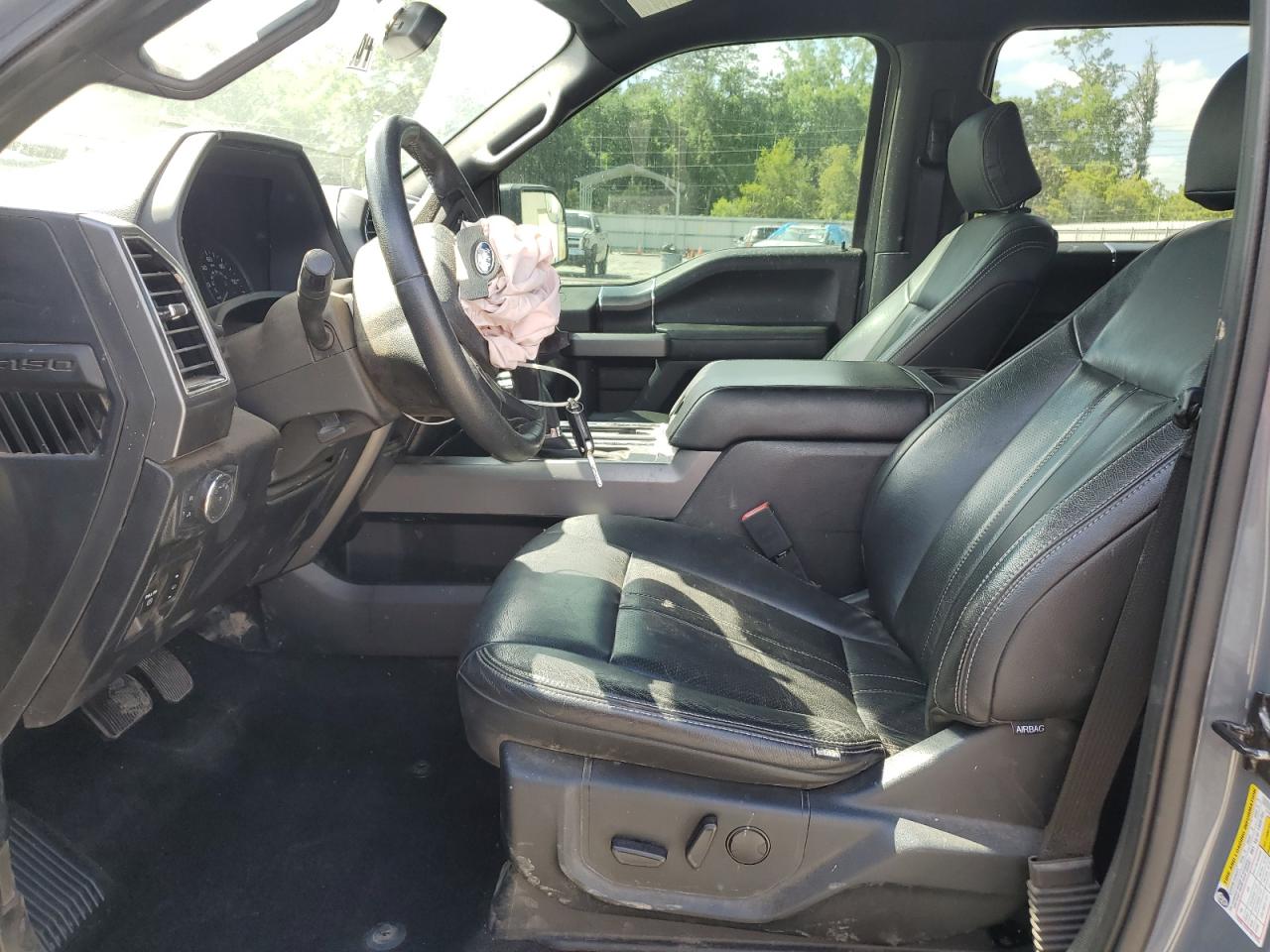 FORD F-150 SUPERCREW