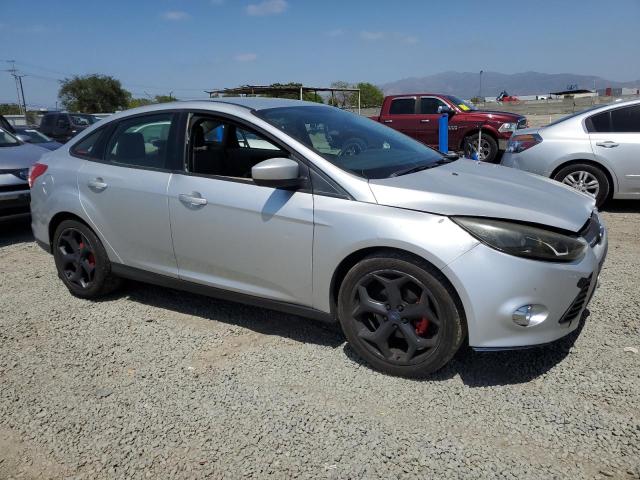 Vin: 1fahp3f2xcl373337, lot: 57460795, ford focus se 20124