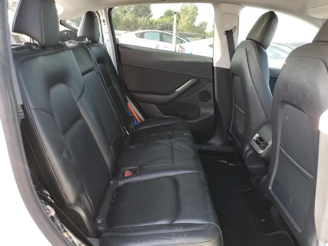 2021 TESLA MODEL Y - 5YJYGDEE6MF215237