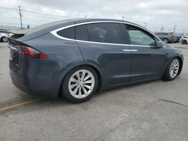 2017 TESLA MODEL X 5YJXCAE28HF045710