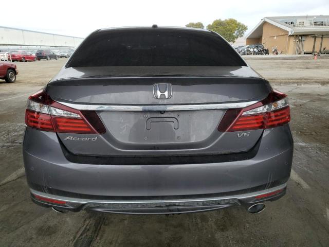 2017 HONDA ACCORD TOU 1HGCR3F9XHA020936