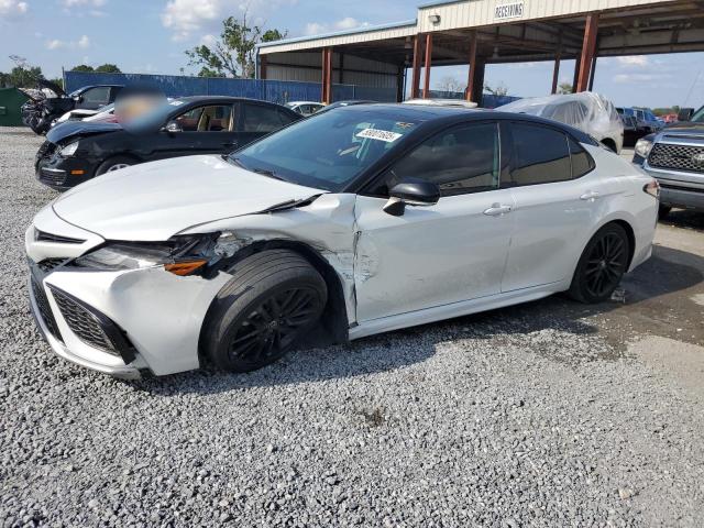 TOYOTA CAMRY XSE
