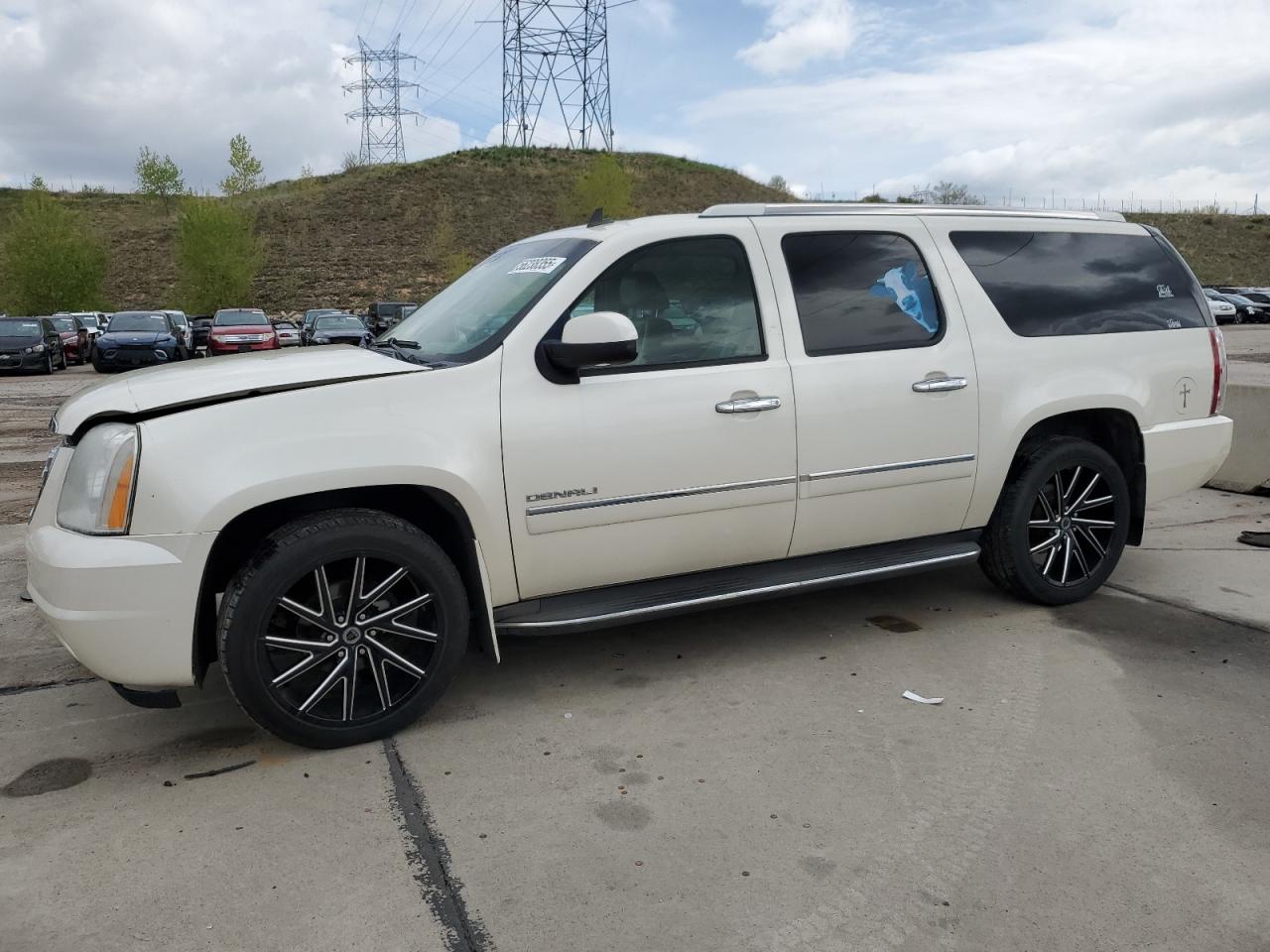  Salvage GMC Yukon