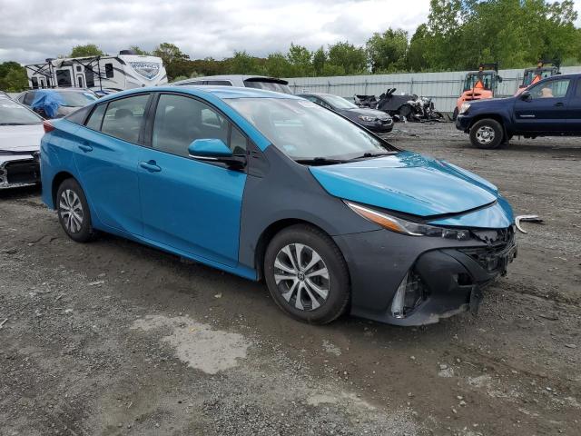 Vin: jtdkarfp0l3120902, lot: 57867295, toyota prius le 20204
