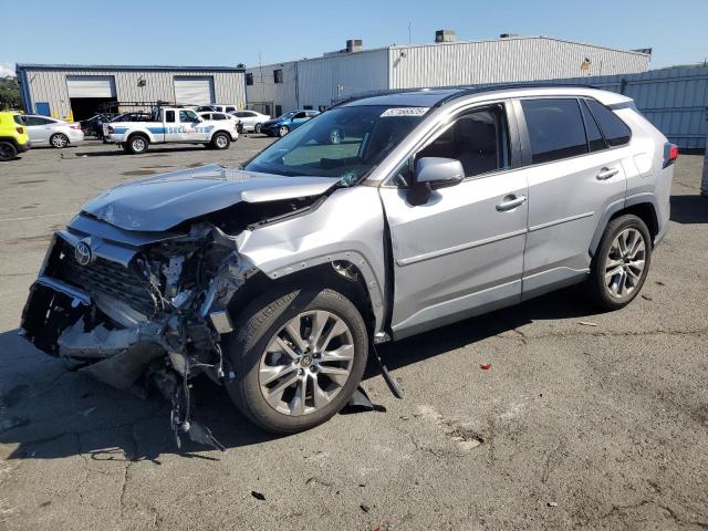 Vin: 2t3a1rfv1mc246969, lot: 57166525, toyota rav4 xle premium 2021 img_1
