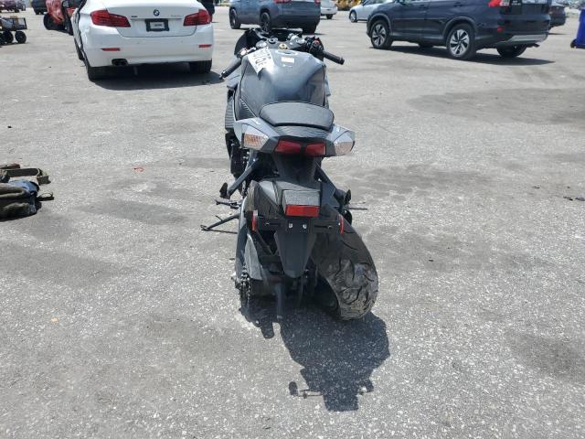 2025 SUZUKI GSX-R600 JS1GN7FA1S7101237