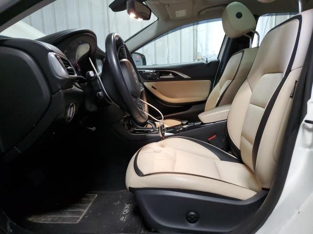 2019 INFINITI QX30 LUXE SJKCH5CR9KA008346