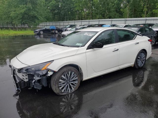 NISSAN ALTIMA SV