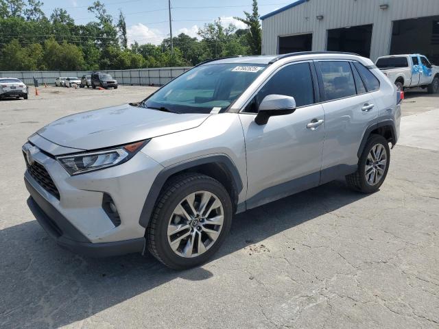 Vin: 2t3c1rfv6kw043404, lot: 57662625, toyota rav4 xle premium 2019 img_1