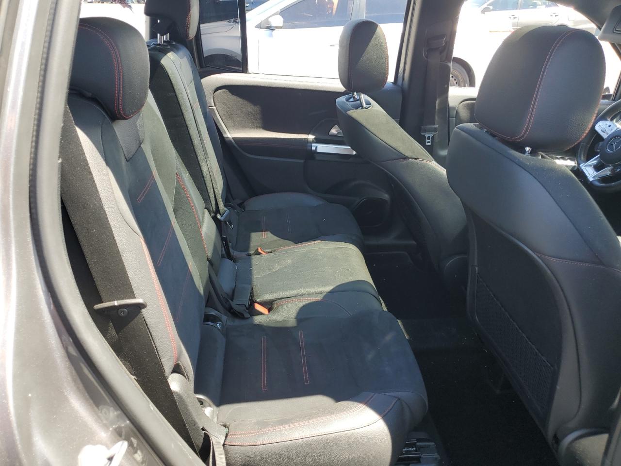 MERCEDES-BENZ GLB-CLASS AMG 35 4MATIC