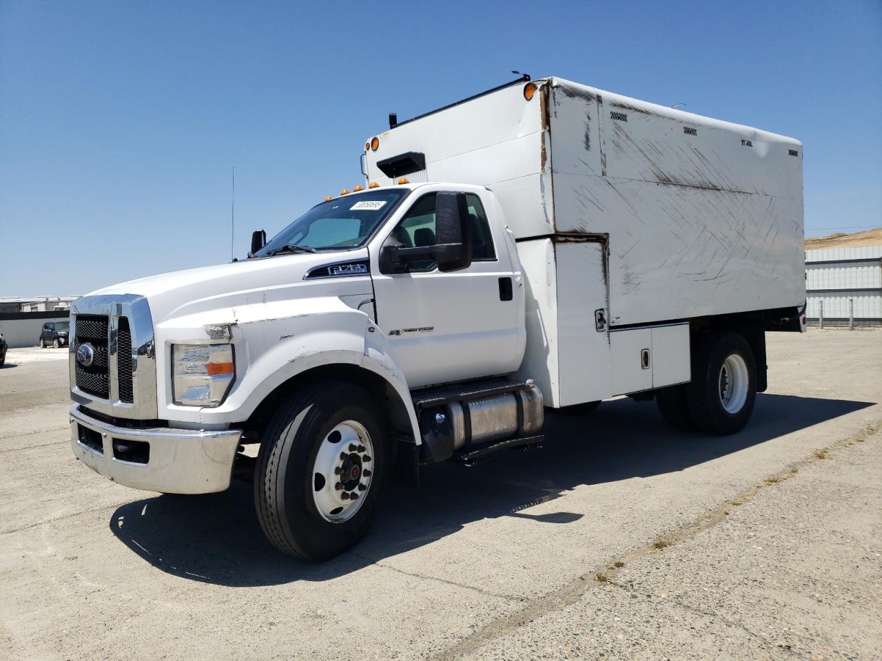 FORD F-750 SUPER DUTY