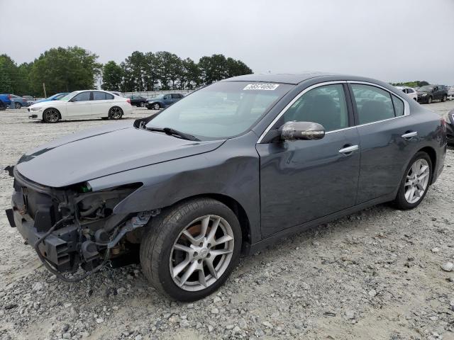 NISSAN MAXIMA S