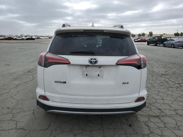 2016 TOYOTA RAV4 XLE - 2T3WFREV7GW266221