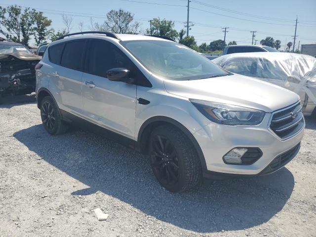 Vin: 1fmcu0gd9kua30082, lot: 57044695, ford escape se 20194