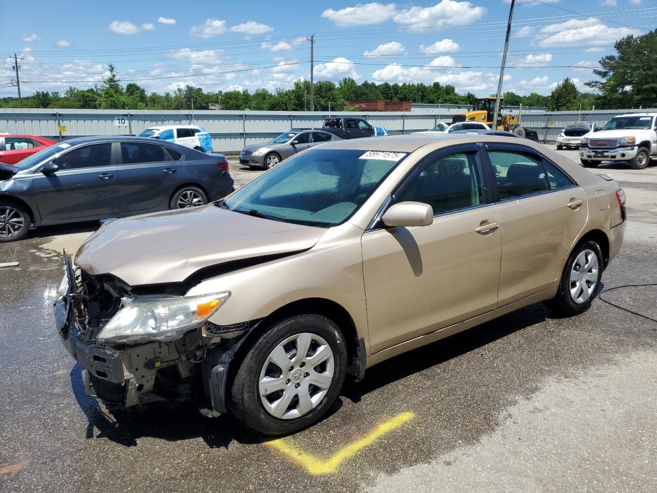 TOYOTA CAMRY BASE