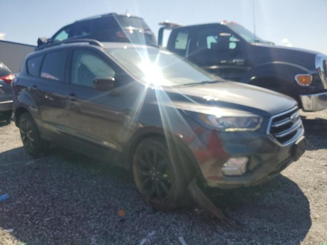 Vin: 1fmcu0gdxhua48700, lot: 56953235, ford escape se 20174