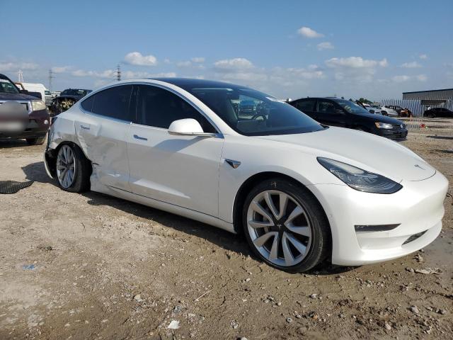 Vin: 5yj3e1ea4jf031924, lot: 55997715, tesla model 3 20184
