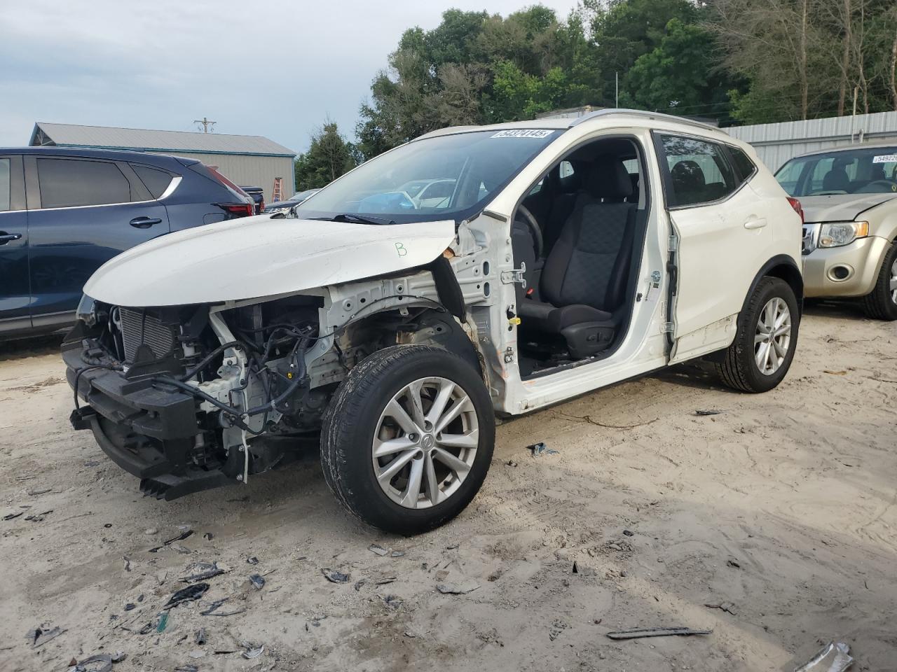 NISSAN ROGUE SPORT S