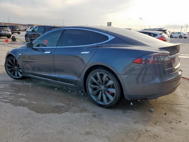 2016 TESLA MODEL S 5YJSA1E40GF137717