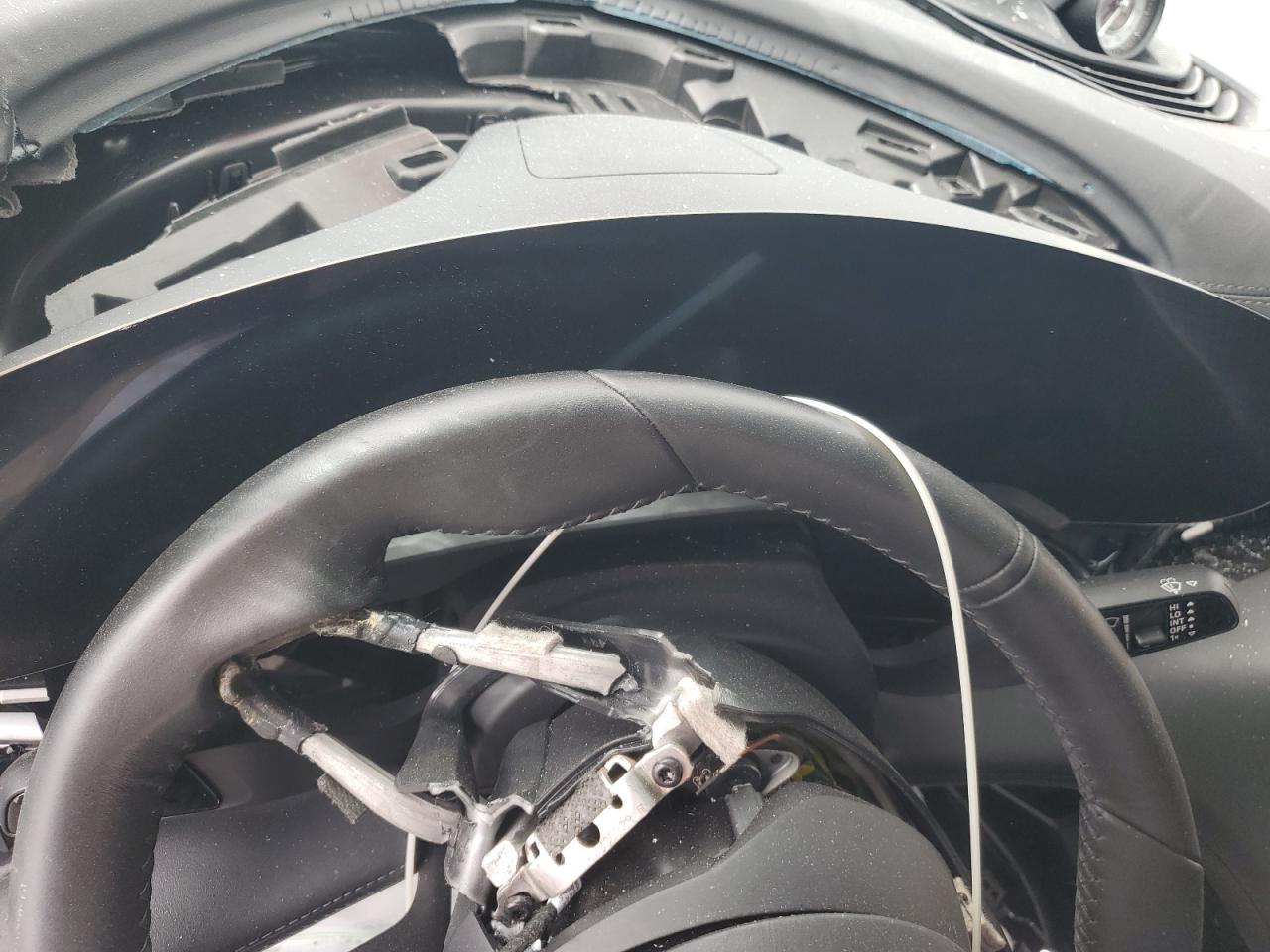 PORSCHE TAYCAN TURBO