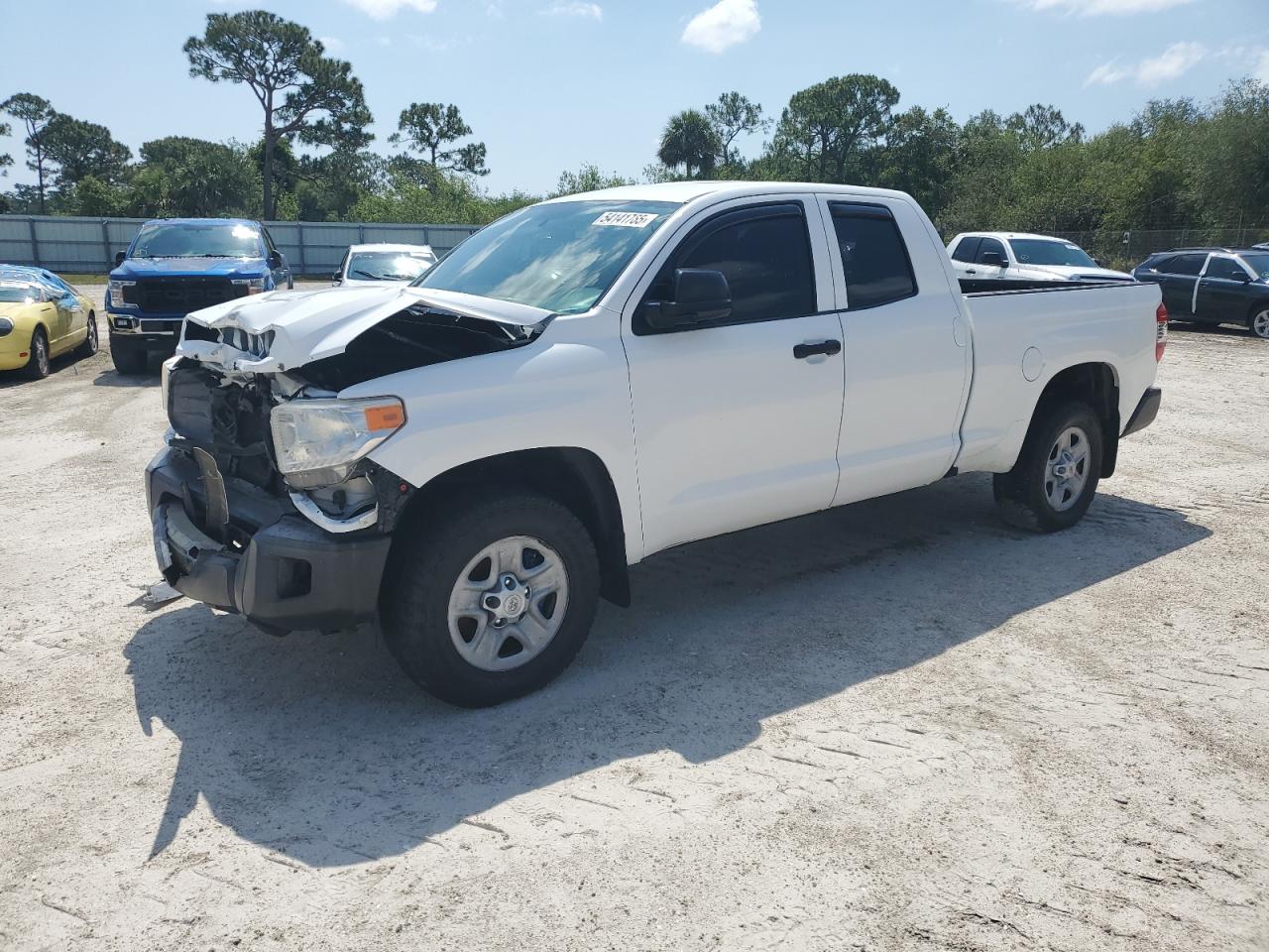 TOYOTA TUNDRA DOUBLE CAB SR
