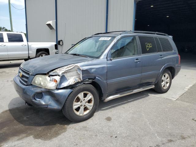 TOYOTA HIGHLANDER